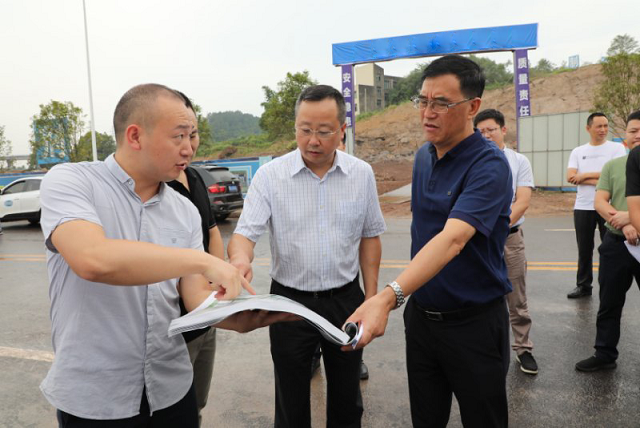 達(dá)州市委副書記、市長郭亨孝深入中國供銷西南冷鏈物流達(dá)州基地調(diào)研